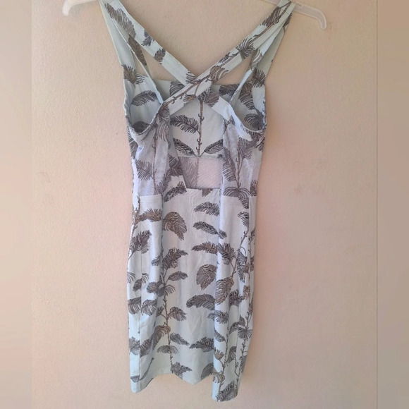 Chaser Women's dress open and crossed in the back Size S - Picture 2 of 7